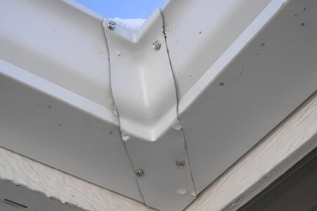 gutter cleaning four corners