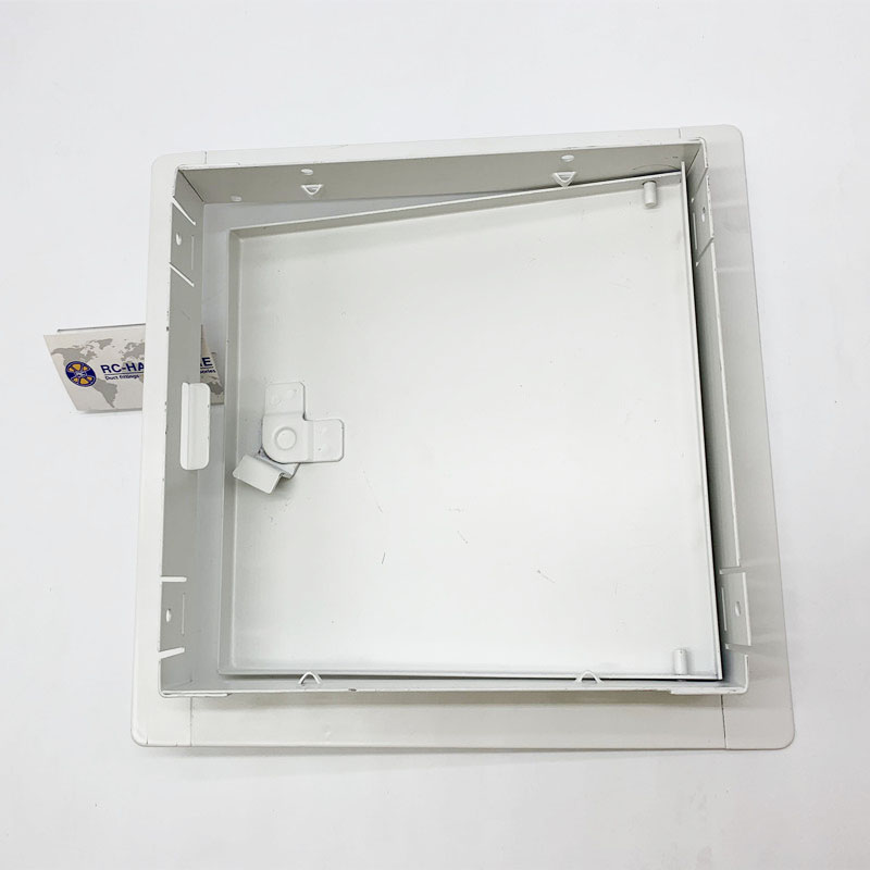 Flush access door